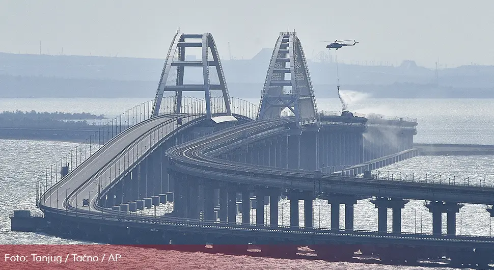 Obustavljen saobraćaj na Krimskom mostu