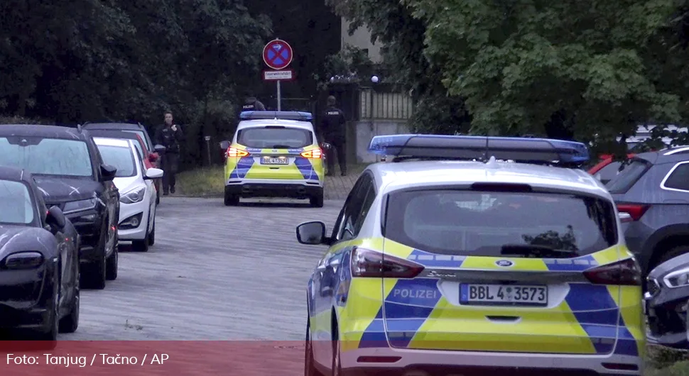 U Еsenu zapaljeno gradilište džamije Islamske zajednice BiH, pronađen kukasti krst