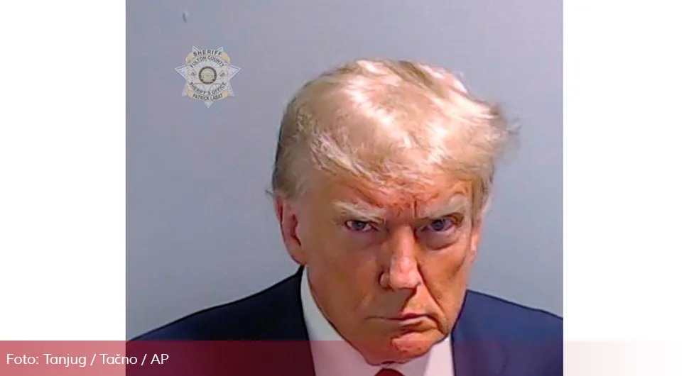 Trampova policijska fotografija već ušla u istoriju
