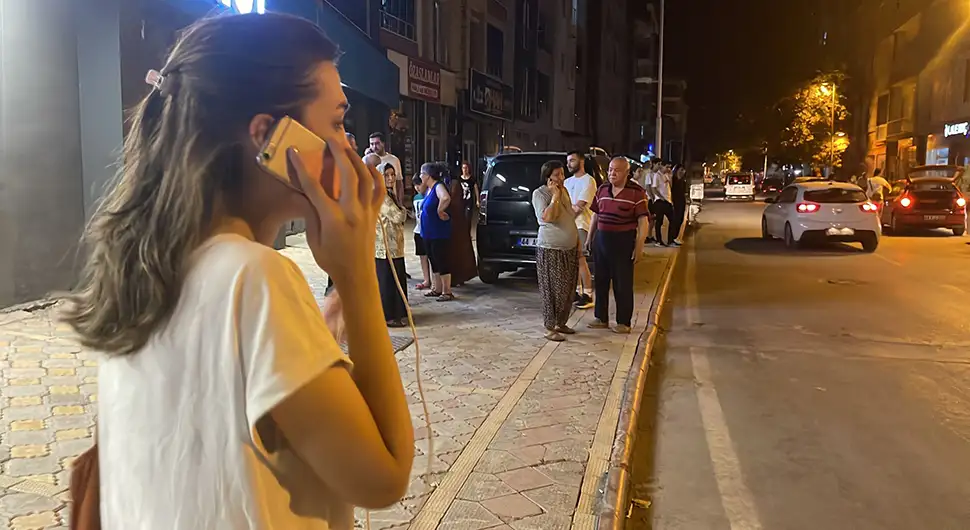 Serija razornih zemljotresa u Turskoj: Ljudi pobjegli na ulice