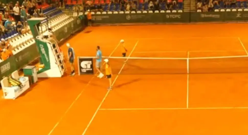 dzumhur-prizmic-830x0.webp