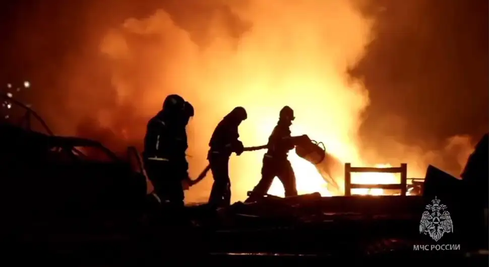 Stravična eksplozija na benzinskoj pumpi: 27 osoba poginulo, 102 povrijeđene!