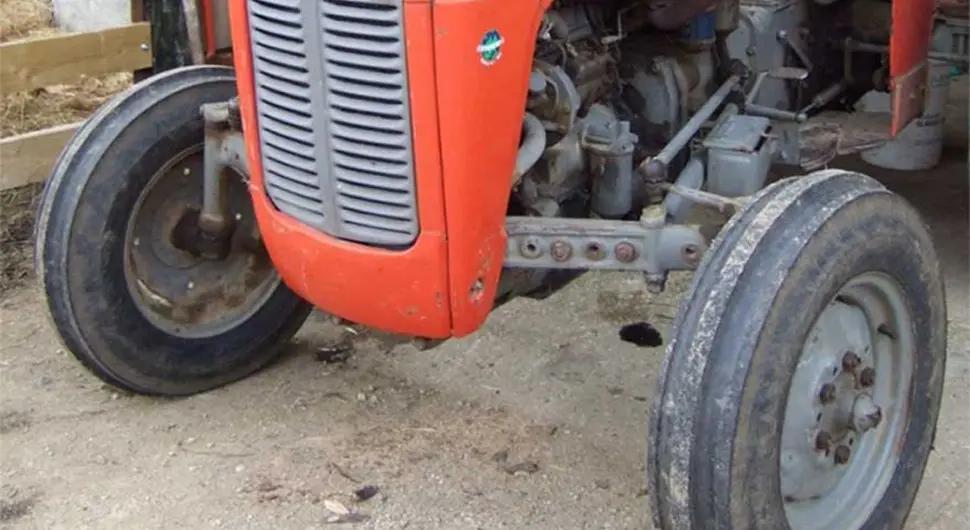 traktor.webp