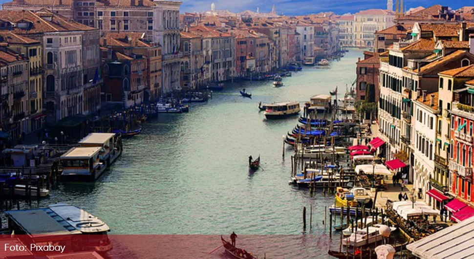 Venecija od danas naplaćuje turistima ulazak u grad