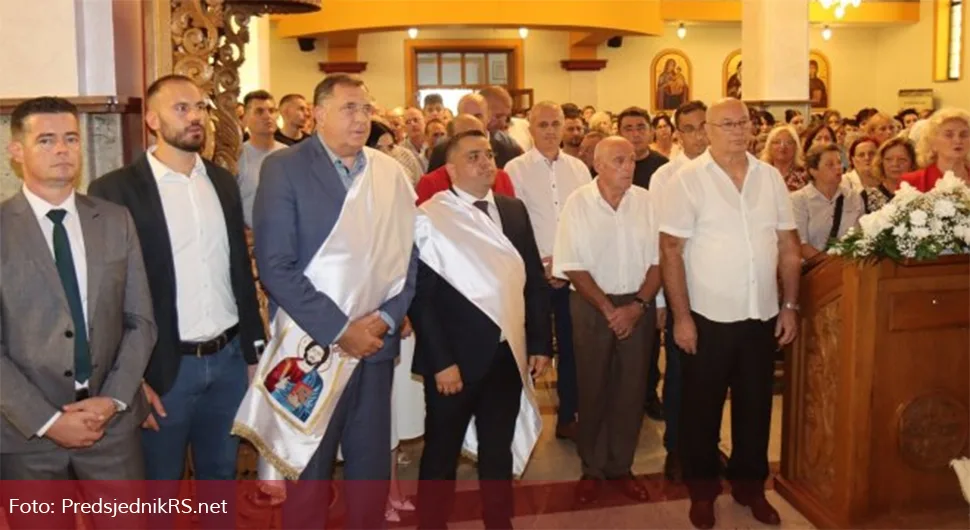Osveštanje parohijskog doma u Laktašima; Prisustvuje Dodik