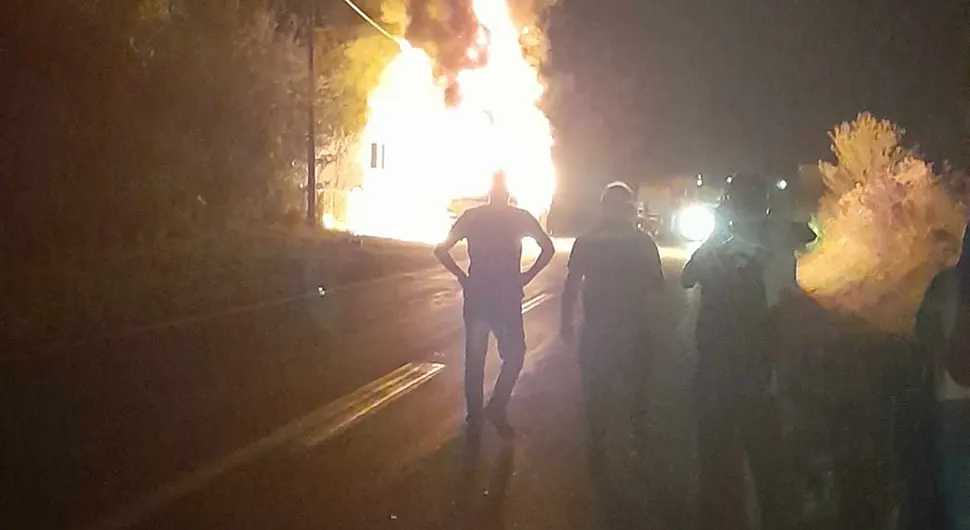Novi požar na autobusu u BiH - vozilo potpuno izgorjelo