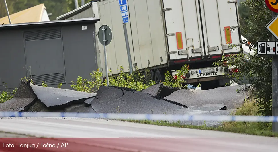 Obrušio se dio auto-puta, povrijeđene tri osobe