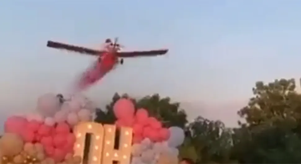 Pilot otkrio pol djeteta i poginuo - VIDEO