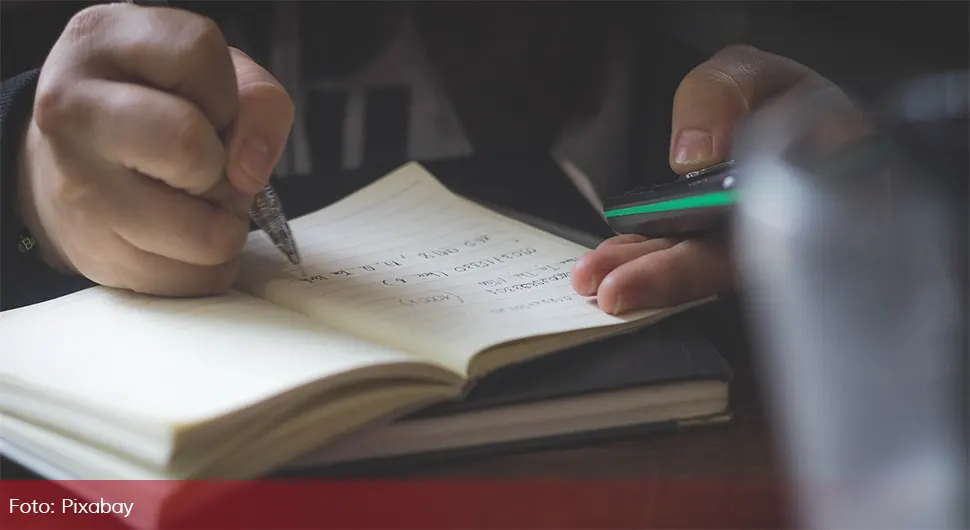 O cedulji koju je učenik dao profesoru bruje mreže! Ljudi šokirani, pljušte komentari