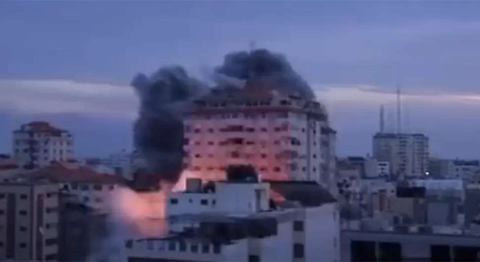 Izrael uzvratio udarac: Uništena čuvena zgrada 