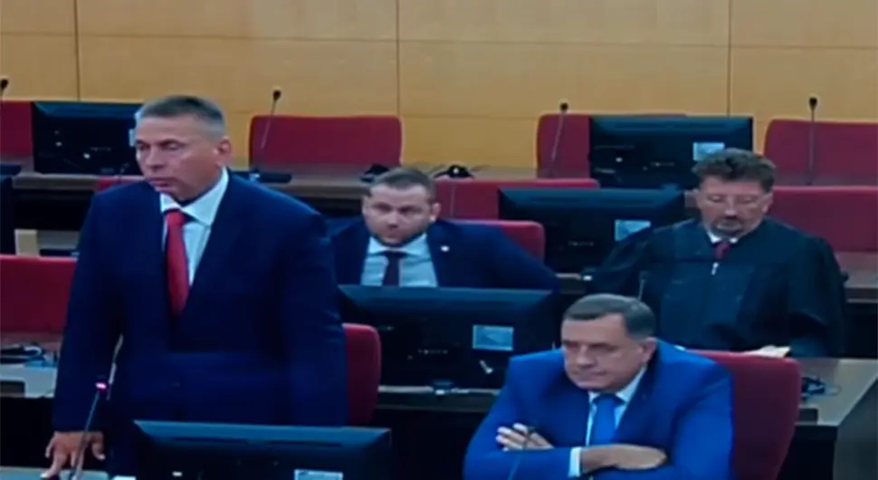 Ko su sudije čije izuzeće je odbijeno u postupku protiv Dodika