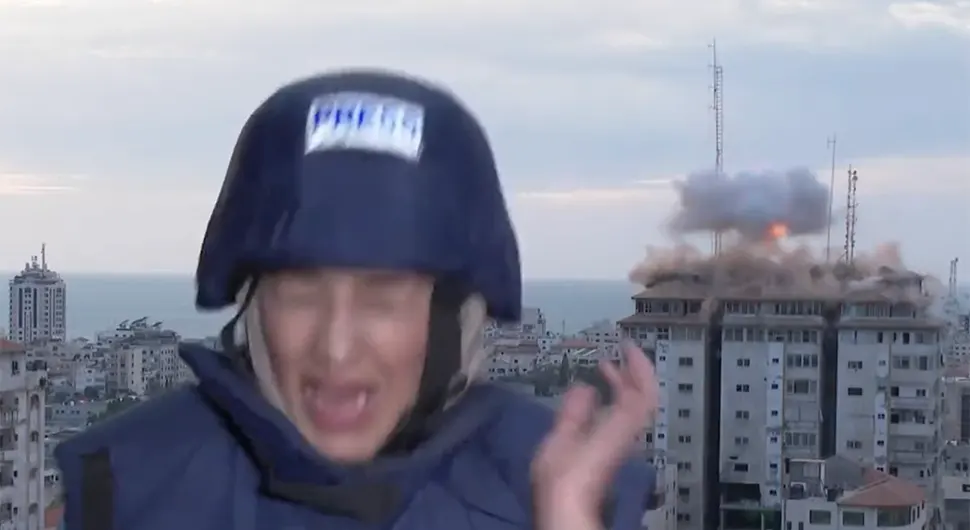 Snimljen trenutak udara: Raketa pogodila zgradu tokom javljanja uživo