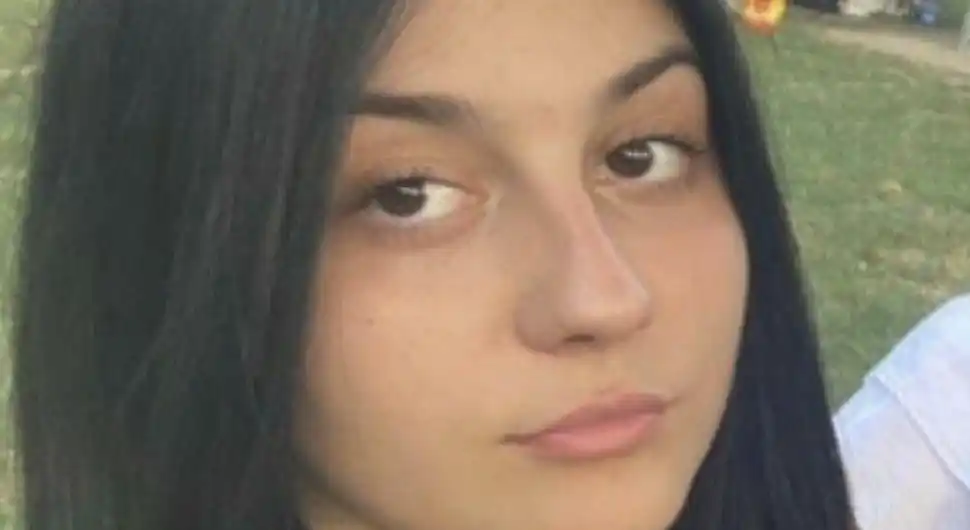 “Volim te, oprosti mi” Milica(16) ostavila poruku majci nakon čega joj se izgubio svaki trag