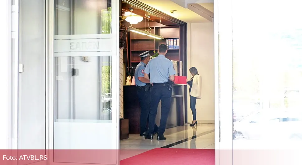 Uhapšena tri službenika Poreske: Dogovarali manji iznos duga u zamjenu za mito!
