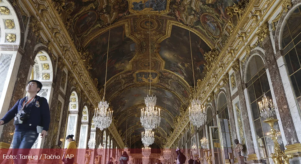 Šta se dešava u Francuskoj? Evakuisan i Versajski dvorac