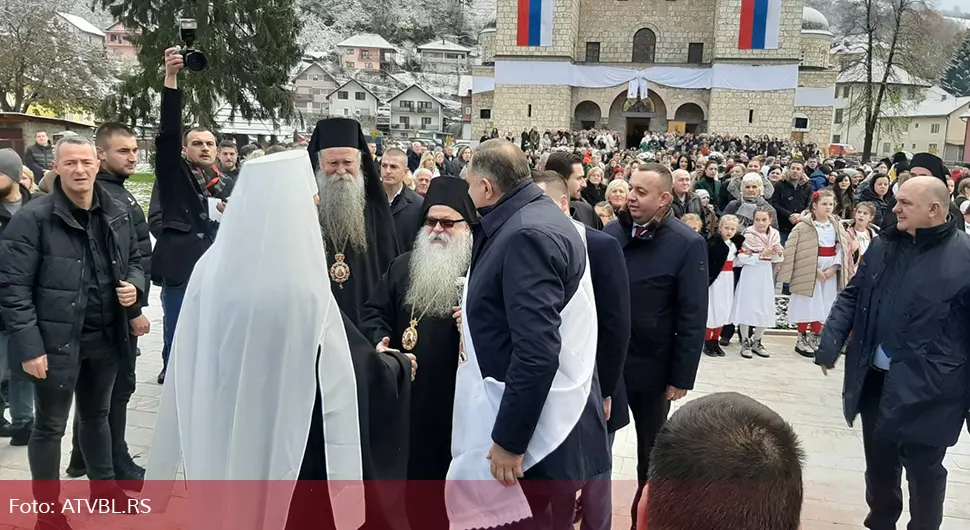 Patrijarha Porfirija u Foči dočekali predsjednik Republike, sveštenstvo i vjernici