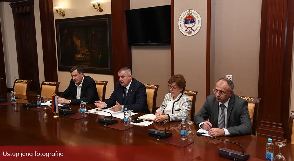 Višković: Vlada spremna podržati zajednički dogovor poslodavaca i sindikata