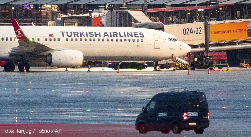 Igra živaca na aerodromu: Policija i dalje pregovara s muškarcem, sumnja se da ima eksploziv