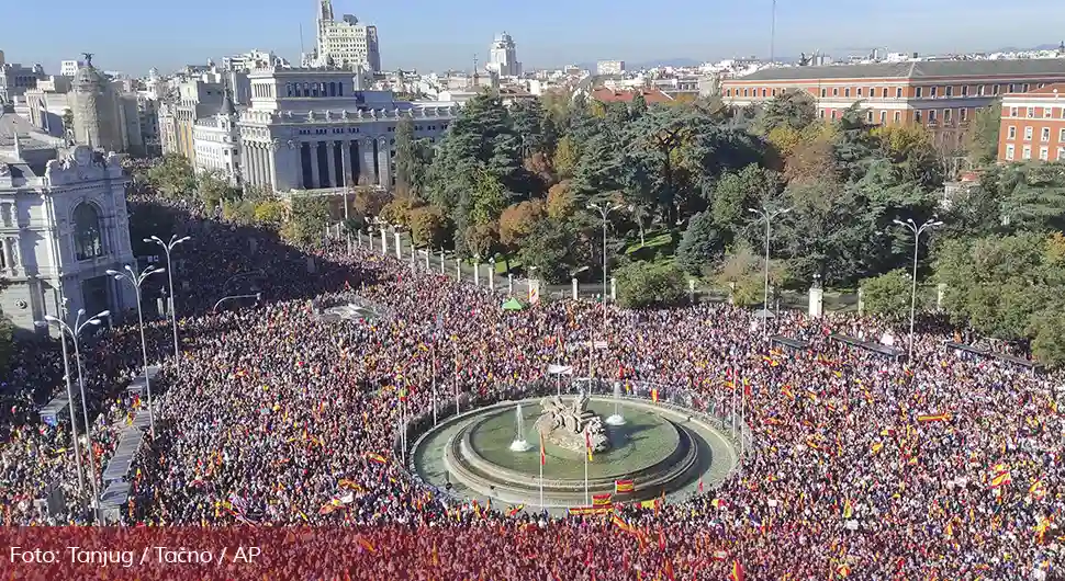Шпанија кључа, скоро 200.000 људи изашло на улице: 