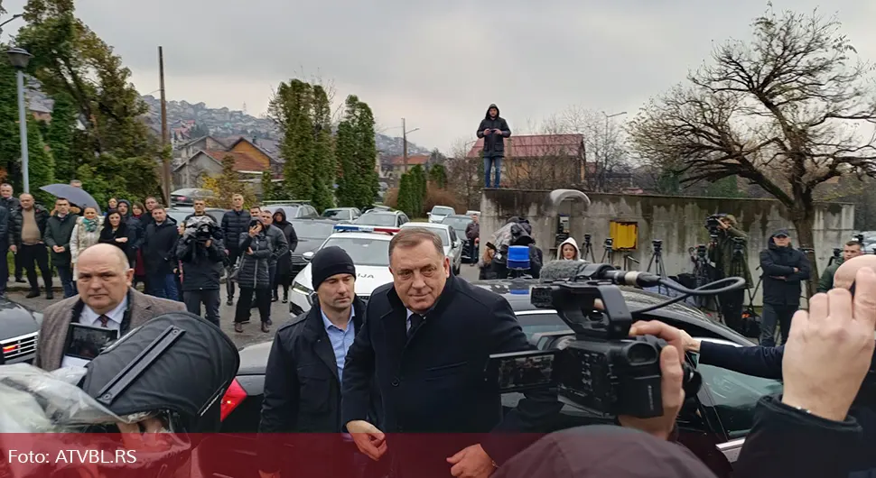 Додик: Шмит и сам рекао да није потврђен, он и Марфи загорчавају живот овој БиХ