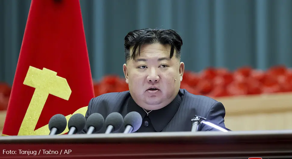 Kim Džong Un obilazi sjevernokorejske raketne baze