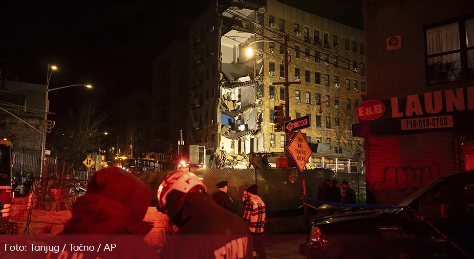 Драма у Њујорку: Улетио аутомобилом међу људе који су славили Нову годину