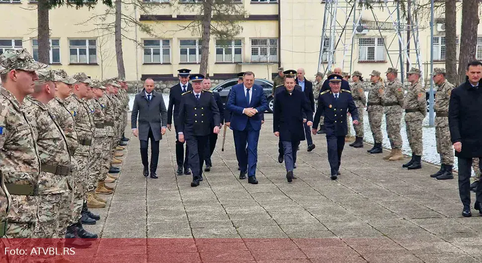 Božićni prijem u kasarni 