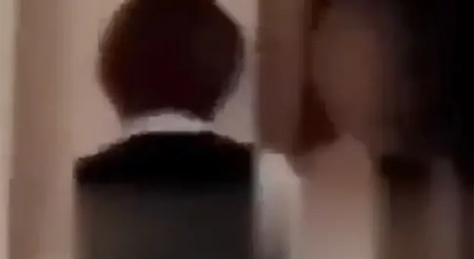 Испливао снимак: Професорица потпуно гола трчала кроз школу