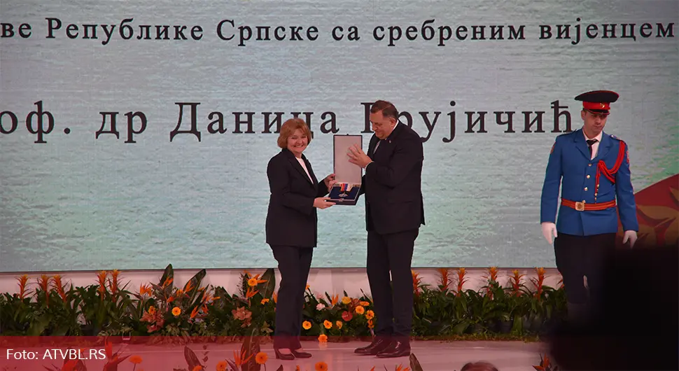 Pogledajte ko je odlikovan povodom Dana Republike Srpske