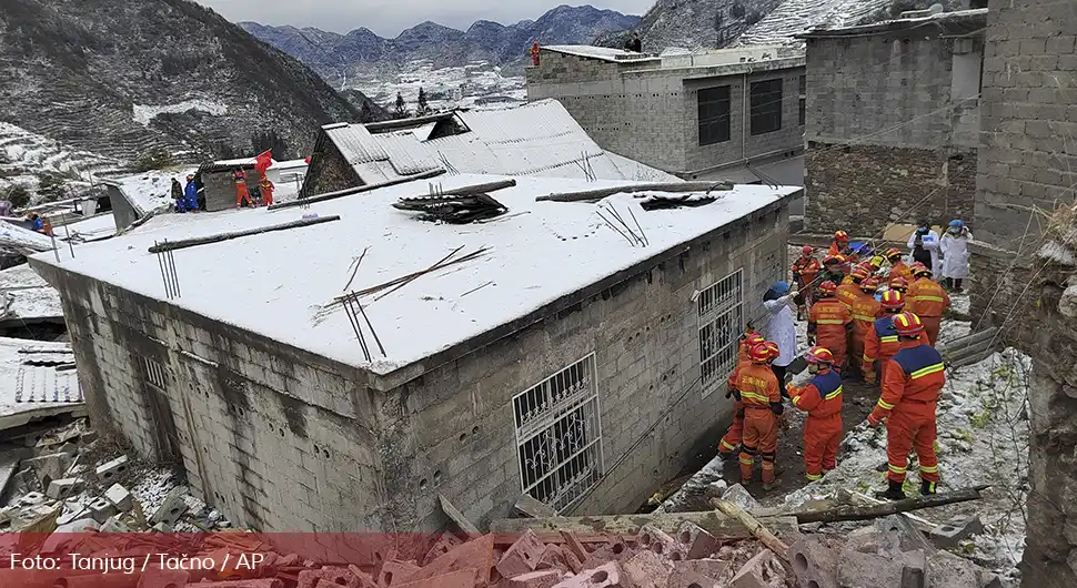 Расте број жртава: Клизиште уништило село, погинула најмање 31 особа