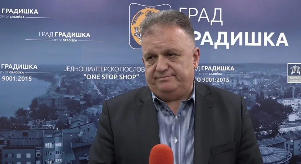 Аџић позвао на митинг подршке институцијама Српске