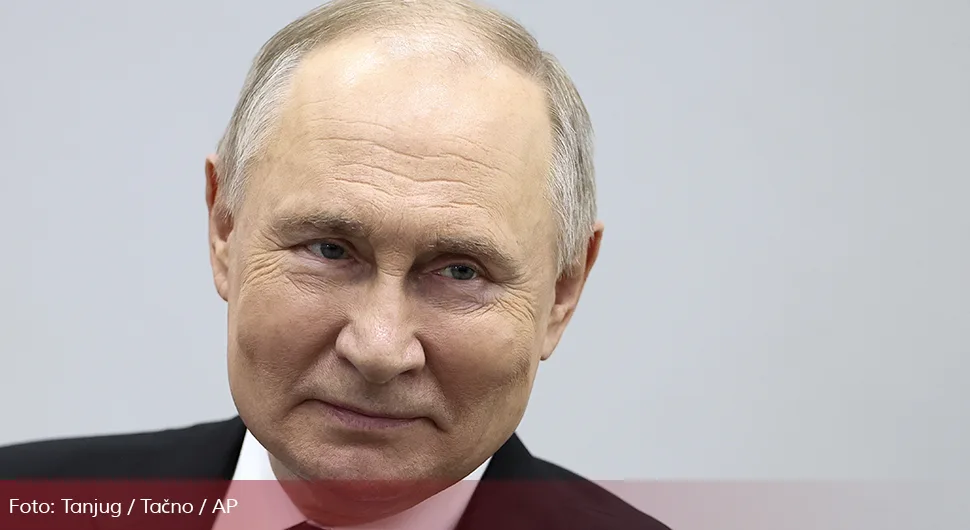 Путин: Запад немоћан пред јединством руског народа
