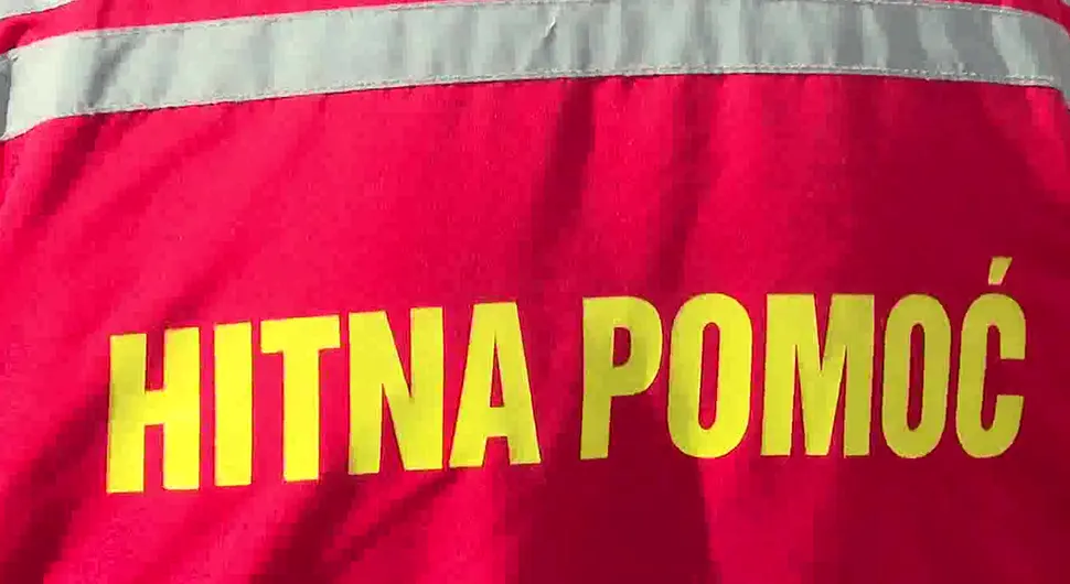 Jeziva nesreća u bh. gradu: Dijete palo sa četvrtog sprata