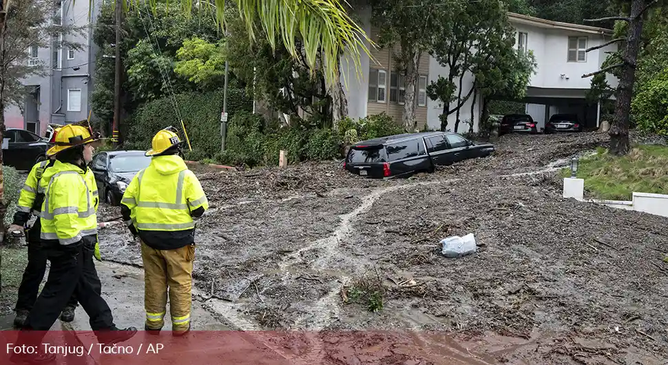 Neobičan meteorološki fenomen izazvao ogromne poplave u Kaliforniji