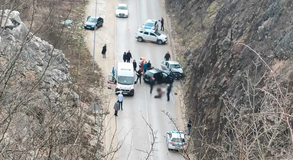 Teška saobraćajka na putu Pale-Sarajevo