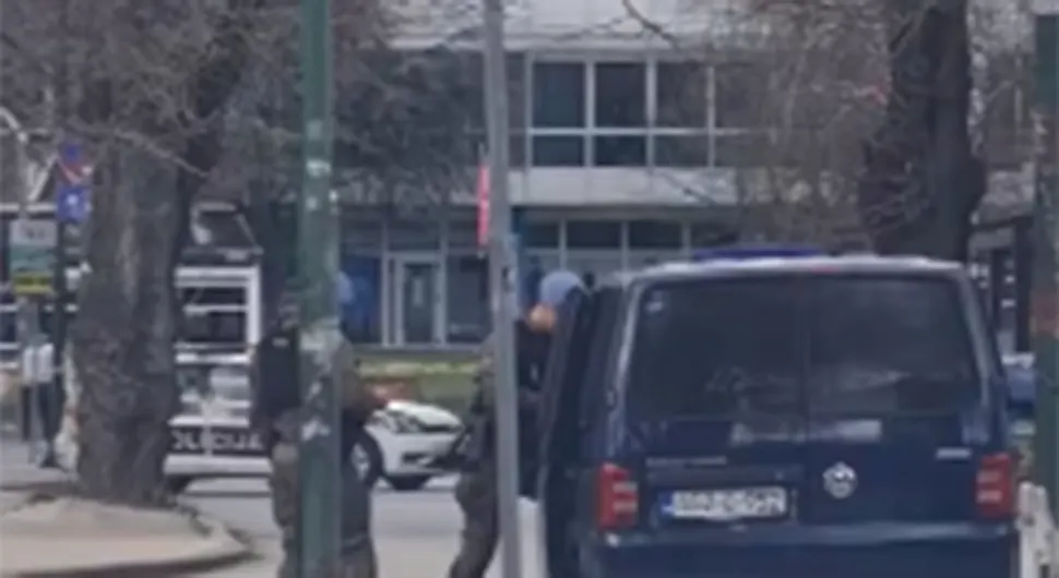 Еpilog divljanja navijača u Sarajevu: Ima povrijeđenih policajaca