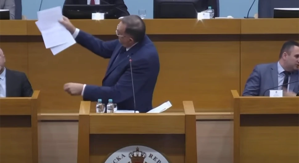 Dodik pokazao obavještajna dokumenta: Vukanovića tretiraju kao 
