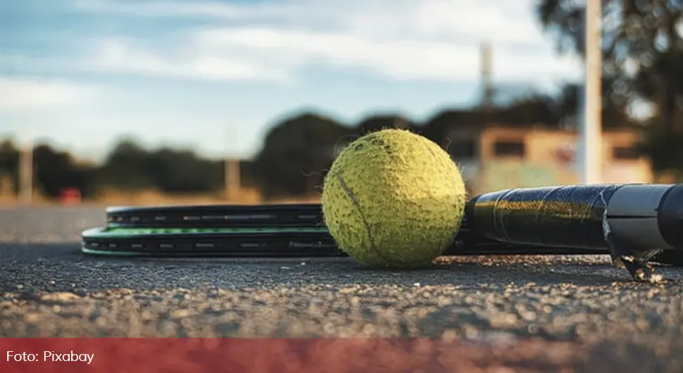 Jezive scene na terenu: Teniser pao u nesvjest
