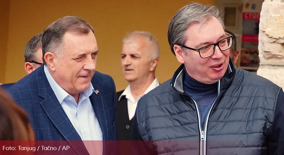 Vučić poslao poklon Dodiku: Predsjednik Srpske mu dao obećanje