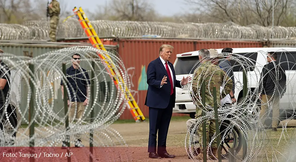 Трамп и Бајден посјетили границу САД и Мексика: Прилив миграната једно од најважнијих питања