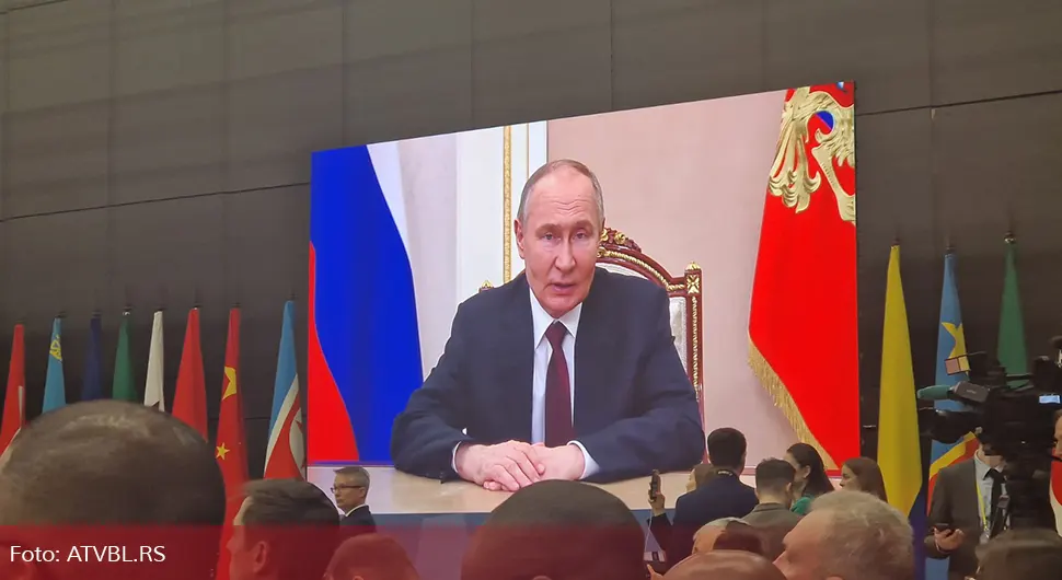 Путин се обратио на Безбједносном форуму: Тероризам је највећа пријетња свијету!