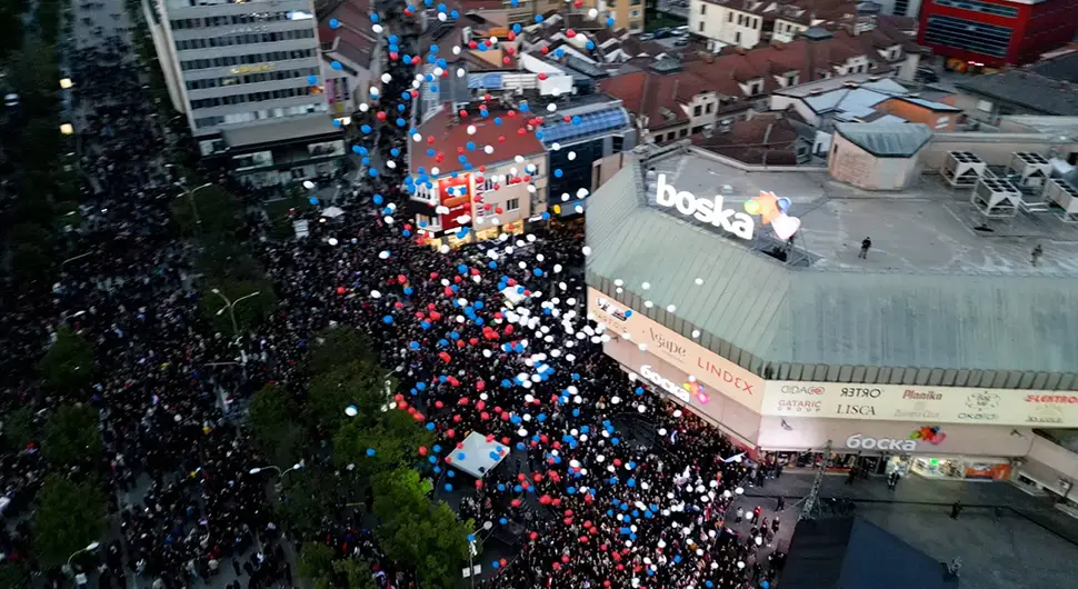 Одржан велики народни митинг 