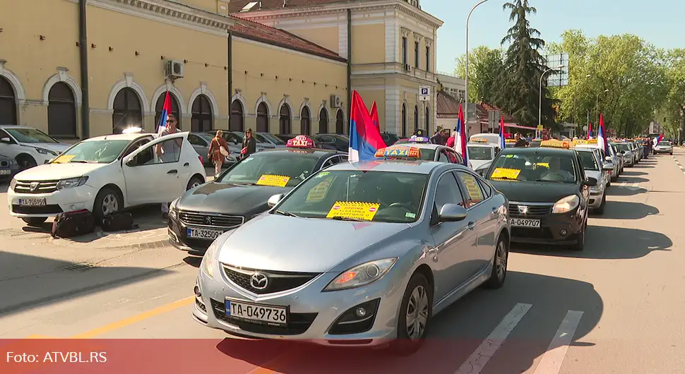 Бањалучки таксисти против резолуције о Сребреници