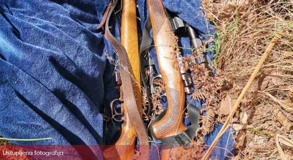 Теслићанин осумњичен за незаконит лов: Полиција пронашла арсенал оружја