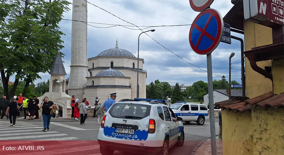 Полиција на улицама Бањалуке поводом отварања 