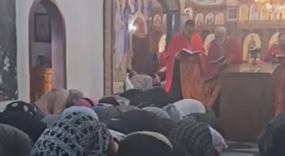 UPOZORAVAMO, UZNЕMIRUJUĆI SADRŽAJ! Đavo progovorio iz žene tokom liturgije u Hramu Svetog Pantelejmona