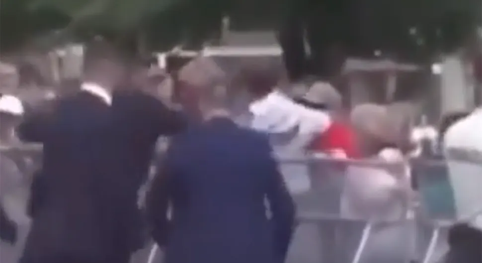 Pojavio se snimak trenutka napada na Fica: Ispaljeno 5 hitaca