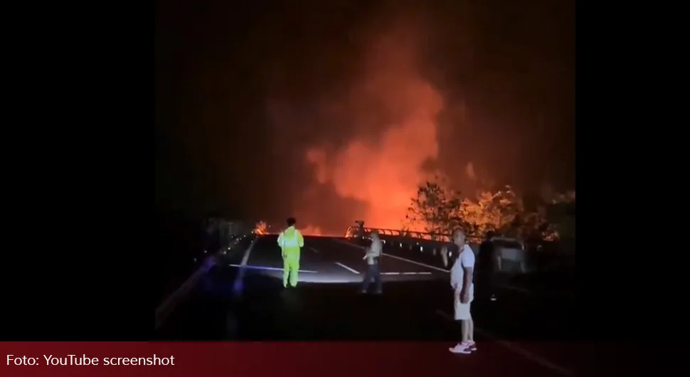 Jezivi snimci sa mjesta nesreće: Urušio se auto-put, poginulo najmanje 19 ljudi