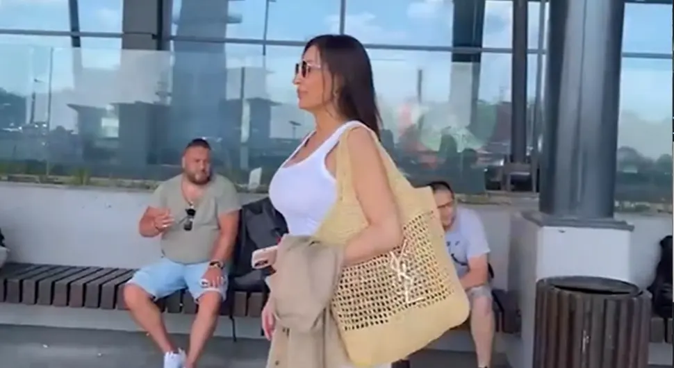 Цеца отпутовала у Њемачку да бодри зета