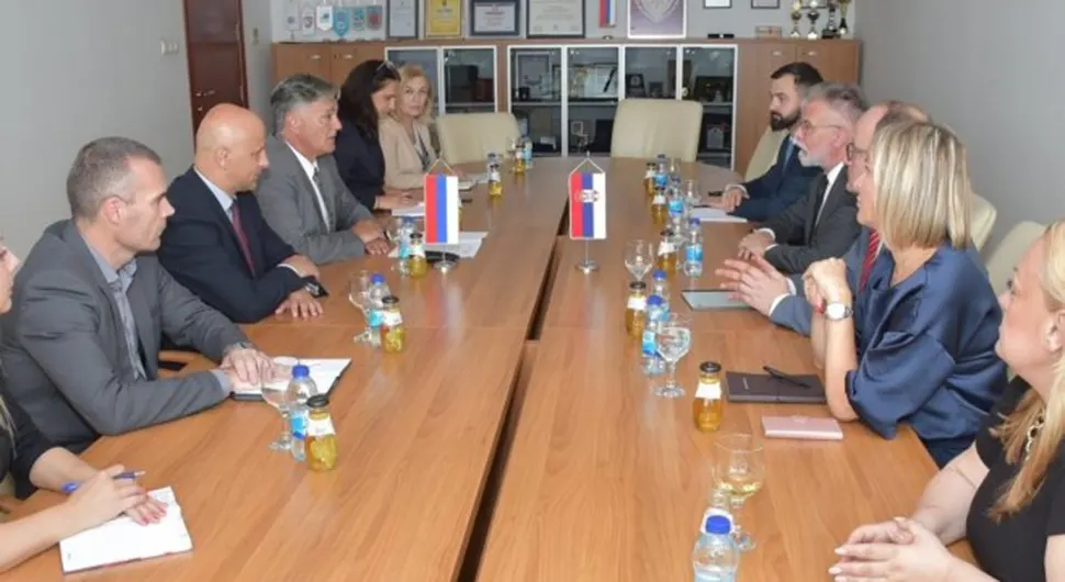 Karan i Kostrešević sa Ristićem: Podrška za uspostavljanje sistema 